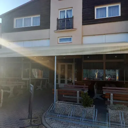 Guest house Starojicka Pizza *